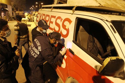 파키스탄: 반정부 시위대 탄압 중단해야