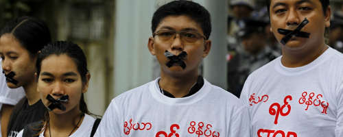 미얀마: 구금된 로이터통신 기자 석방하라