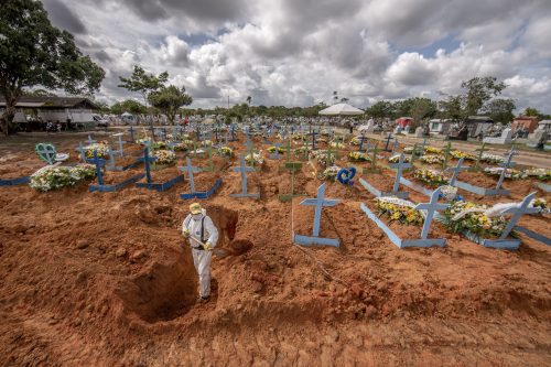 전 세계 코로나19 사망자가 400만 명을 넘어섰다