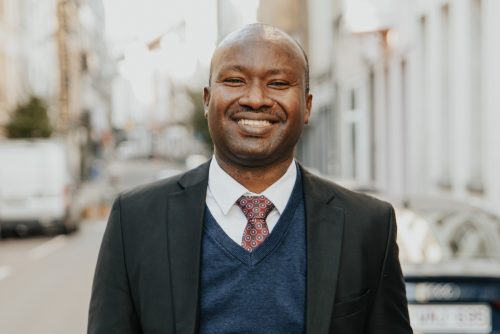 나는 부룬디 감옥에서 살아남았다: 인권 옹호자 저메인 루쿠키의 편지