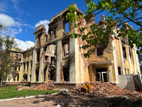 우크라이나 하르키우, 러시아군의 가차 없는 폭격으로 수백 명 사망…“국제앰네스티 신규 조사 보고서” 발표