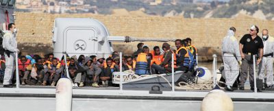 지중해 난민 위기: UN”유럽정부 방관으로 사망 50배 증가”