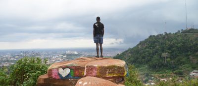 “게이라는 이유만으로 공격당해야 하나요?”_카메룬 동성애 혐오에 맞서다