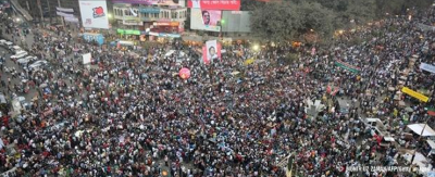 방글라데시: 전범 사형 선고 요구에 저항해야