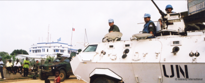 최전방에서 온 메시지: 수백만 명이 목숨을 잃기 전에 강력한 무기거래조약을 체결하라!