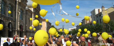 유엔: 역사적 무기거래조약 채택하다