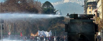 칠레: 이중 사법제도로 인권침해 처벌 피하는 경찰