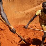 다이아몬드 업체, ‘킴벌리 프로세스’ 뒤에 숨지 말아야