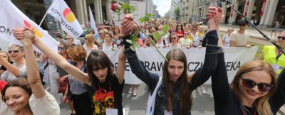 폴란드: 낙태 전면 금지를 앞둔 폴란드, 여성인권의 위험한 퇴보